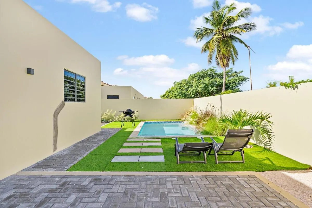 Lovely Villa Alegria W Private Pool & Location! Willemstad